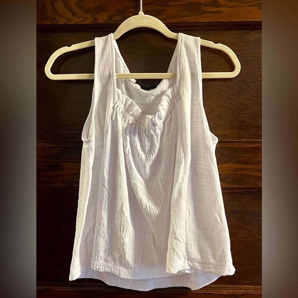 Banana Republic, White Sleeveless Women's Top, Size M, GUC